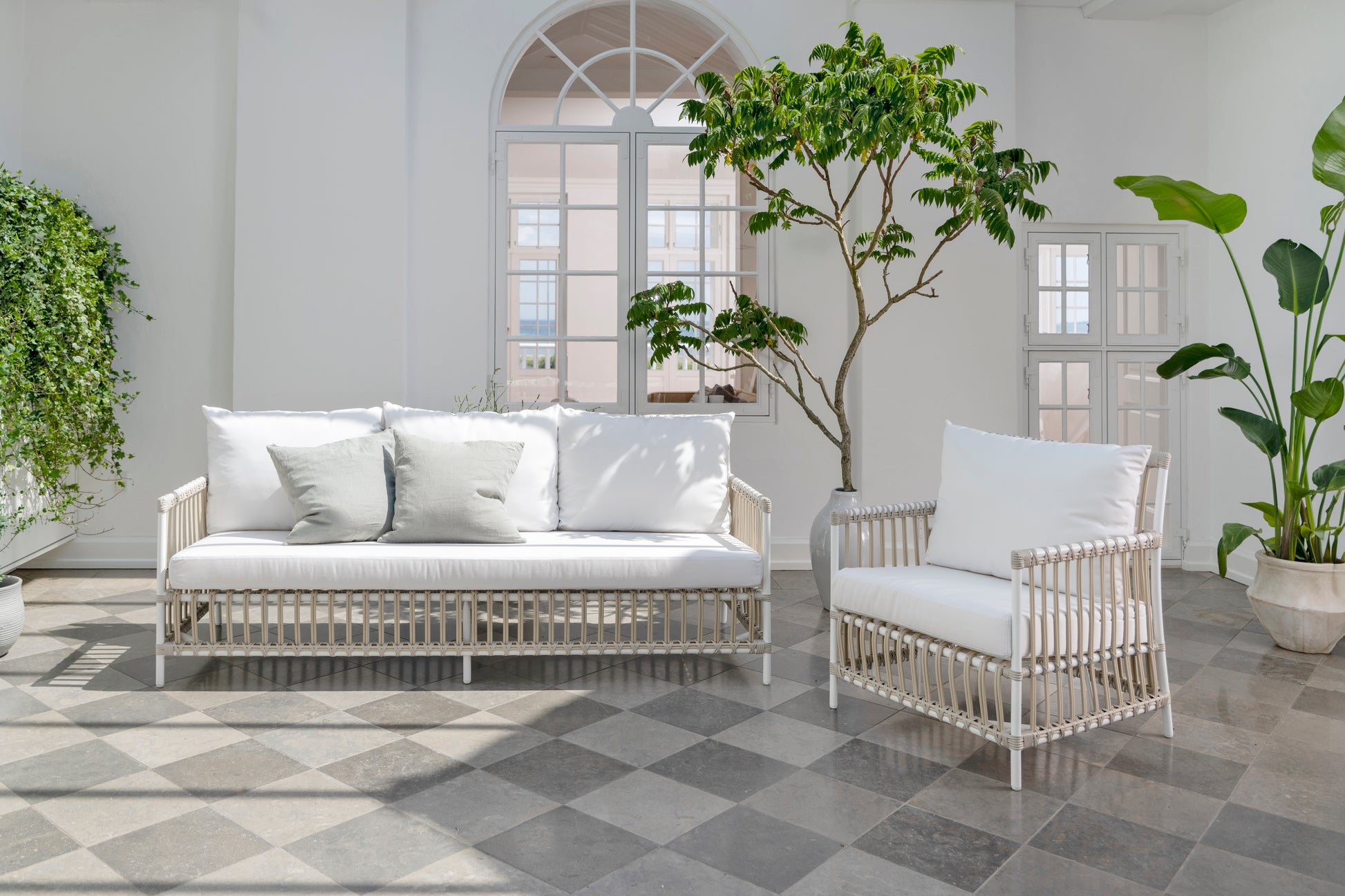 Caroline Sofa