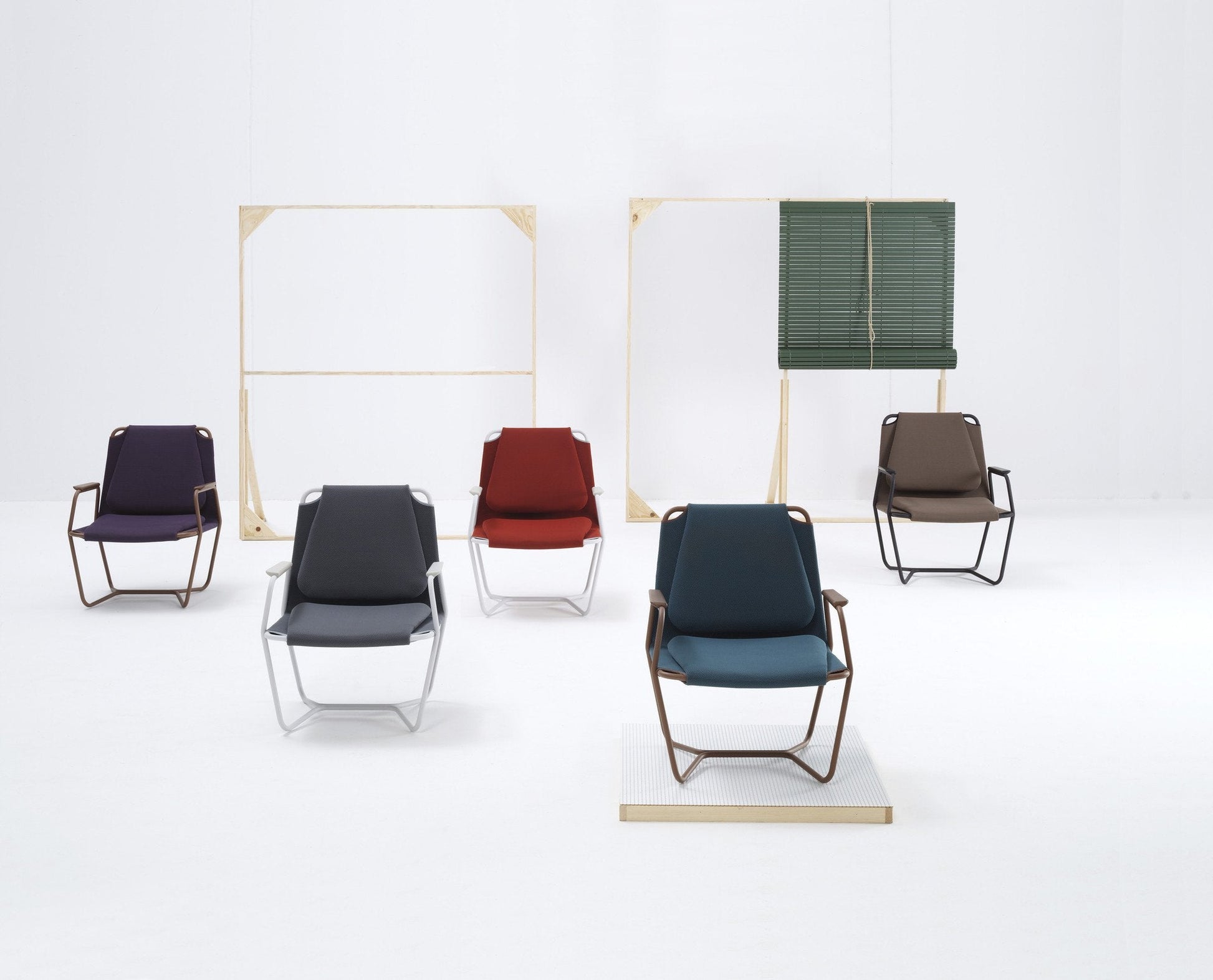Casta Lounge Chair