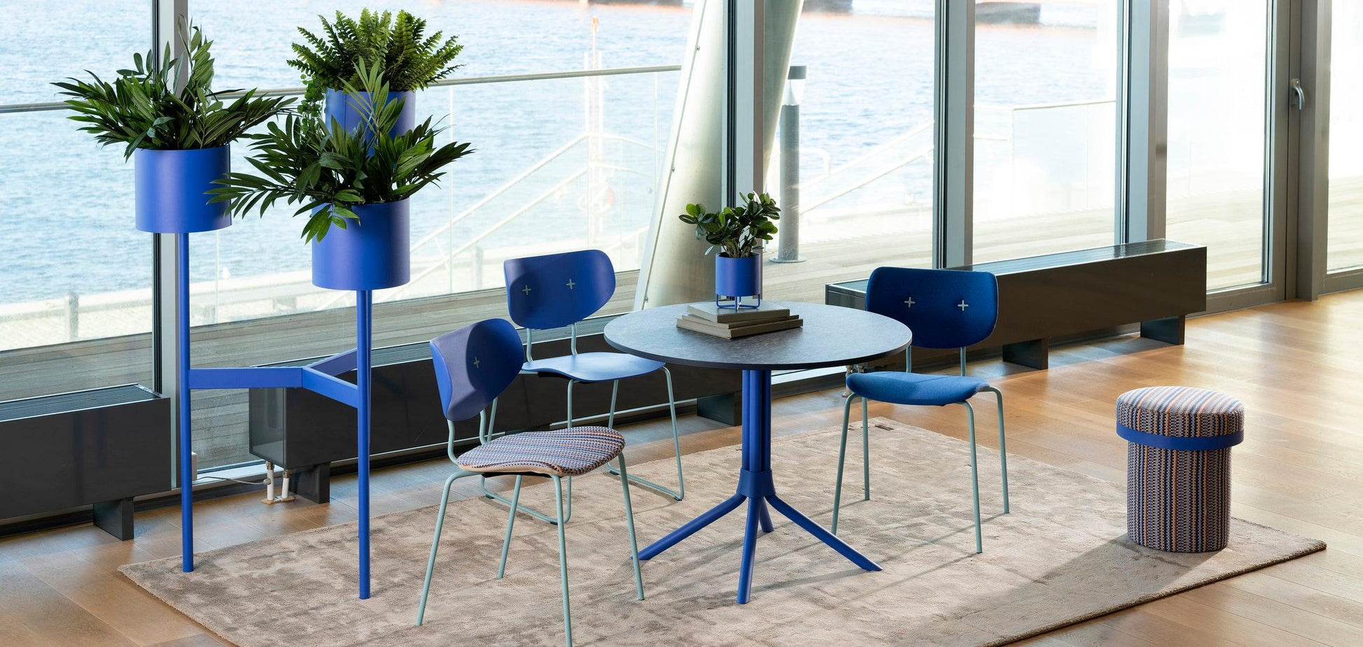 Champ Pouf-Contract Furniture Store for hospitality, leisure & commercial projects