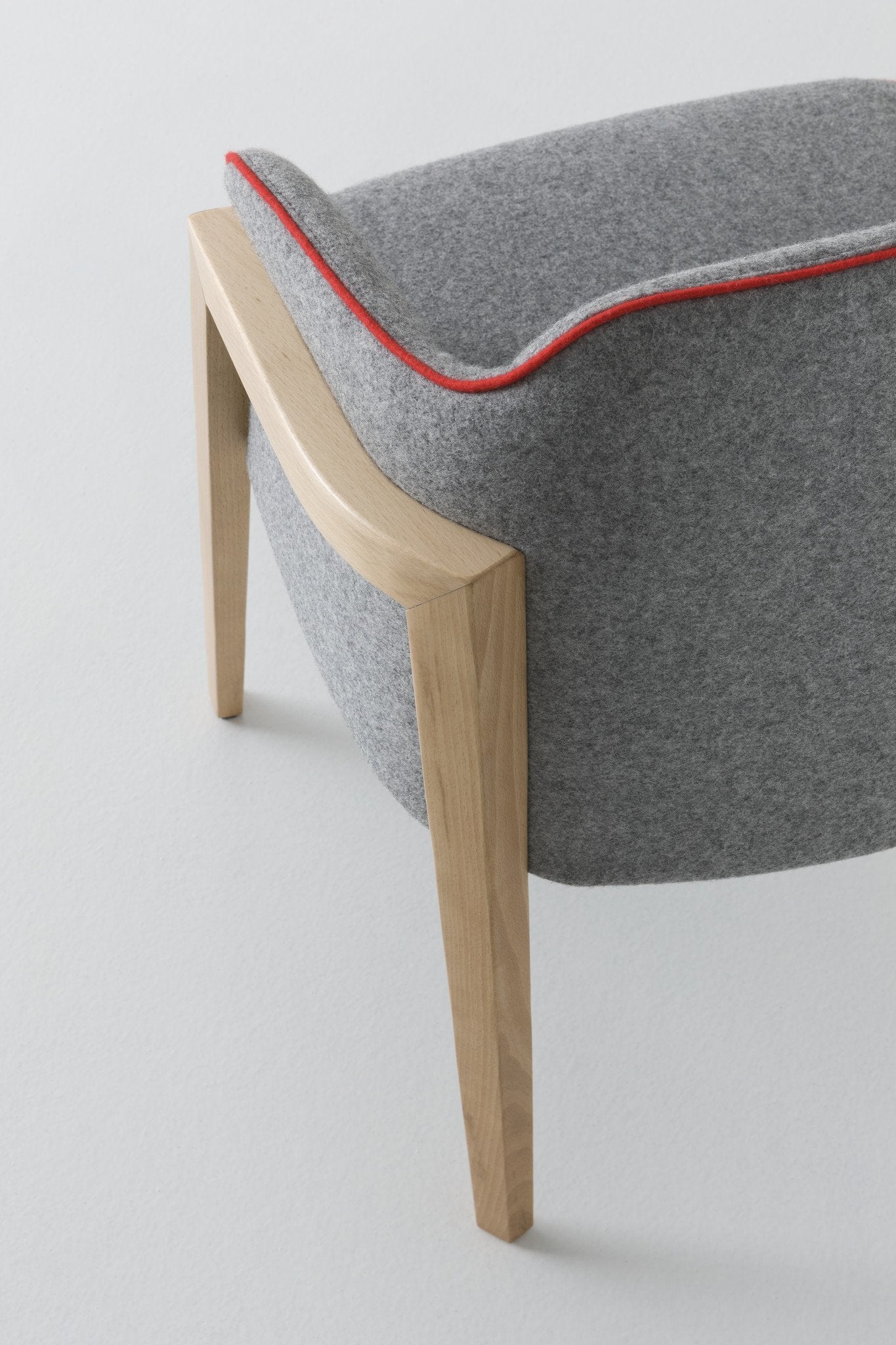 Chevalet BL Armchair