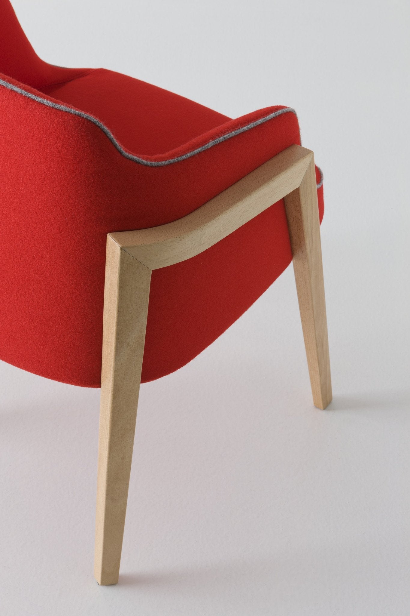 Chevalet BL Armchair