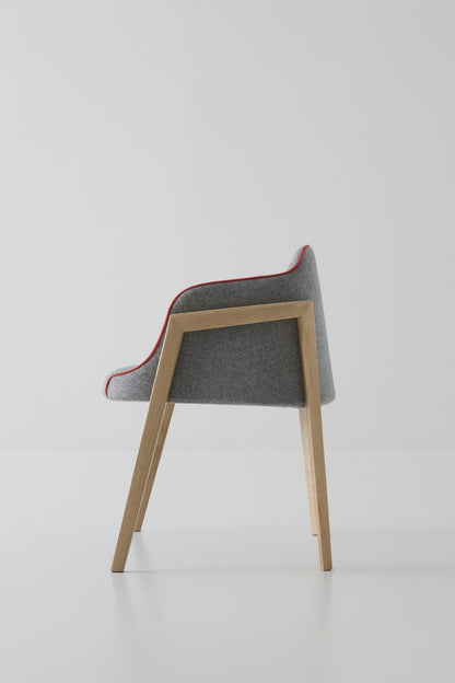 Chevalet BL Armchair