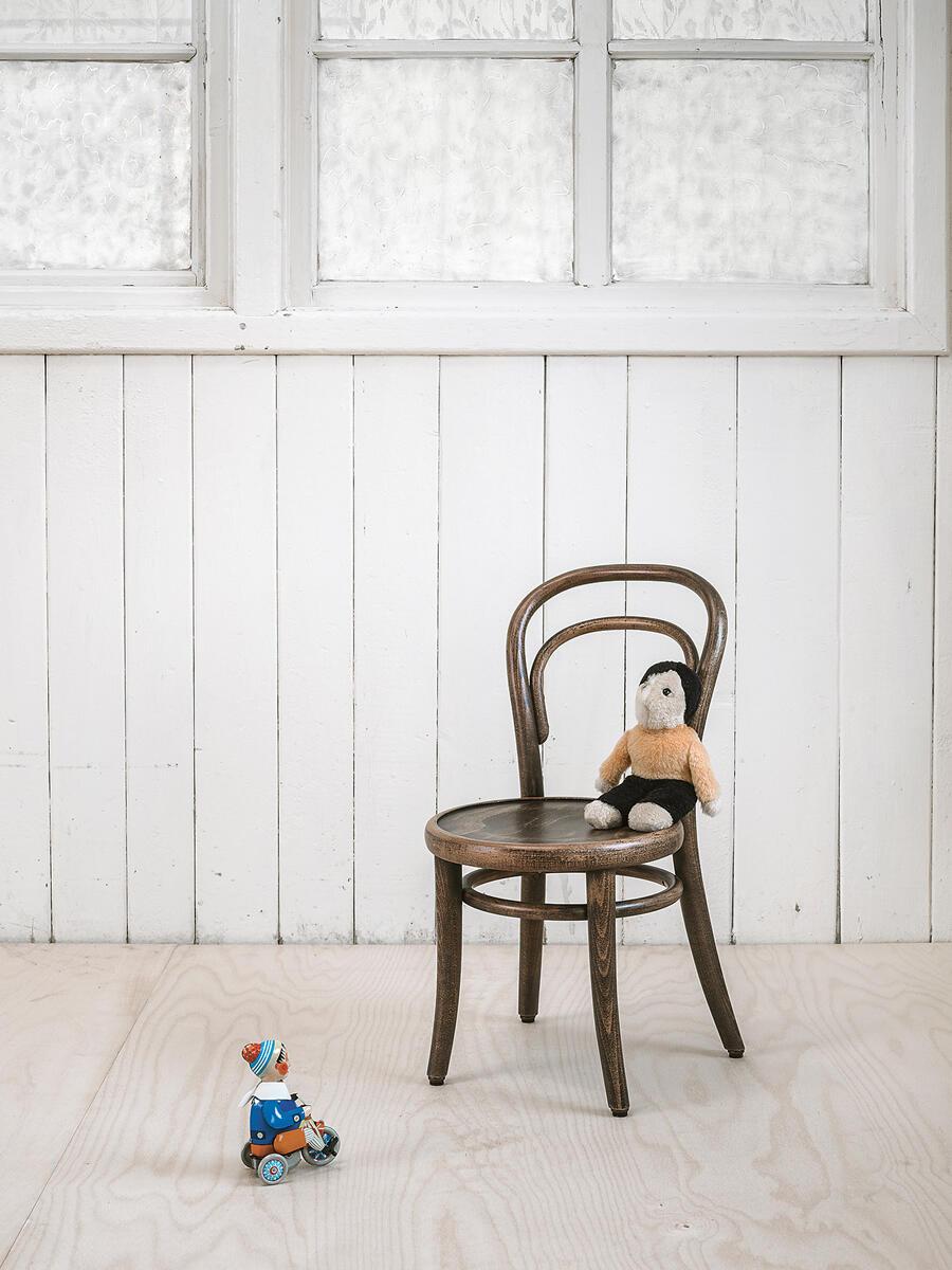 Children's Chair Petit 014-Contract Furniture Store for hospitality, leisure & commercial projects