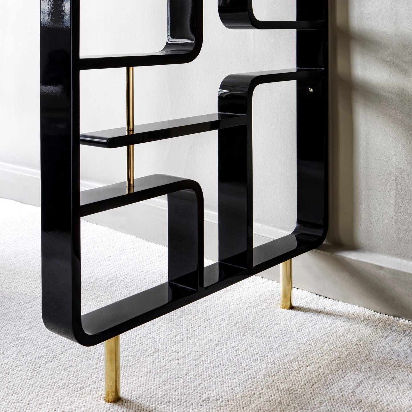 Claustra Divider-Contract Furniture Store for hospitality, leisure & commercial projects