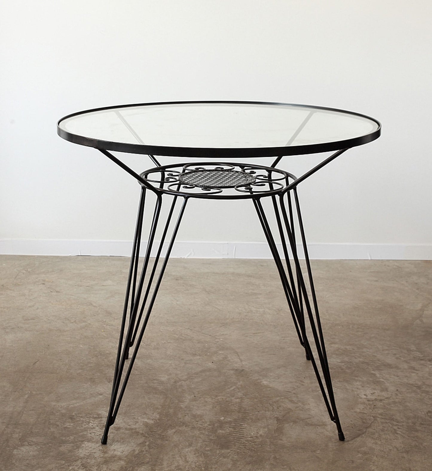 Clematis Dining Table-Contract Furniture Store for hospitality, leisure & commercial projects