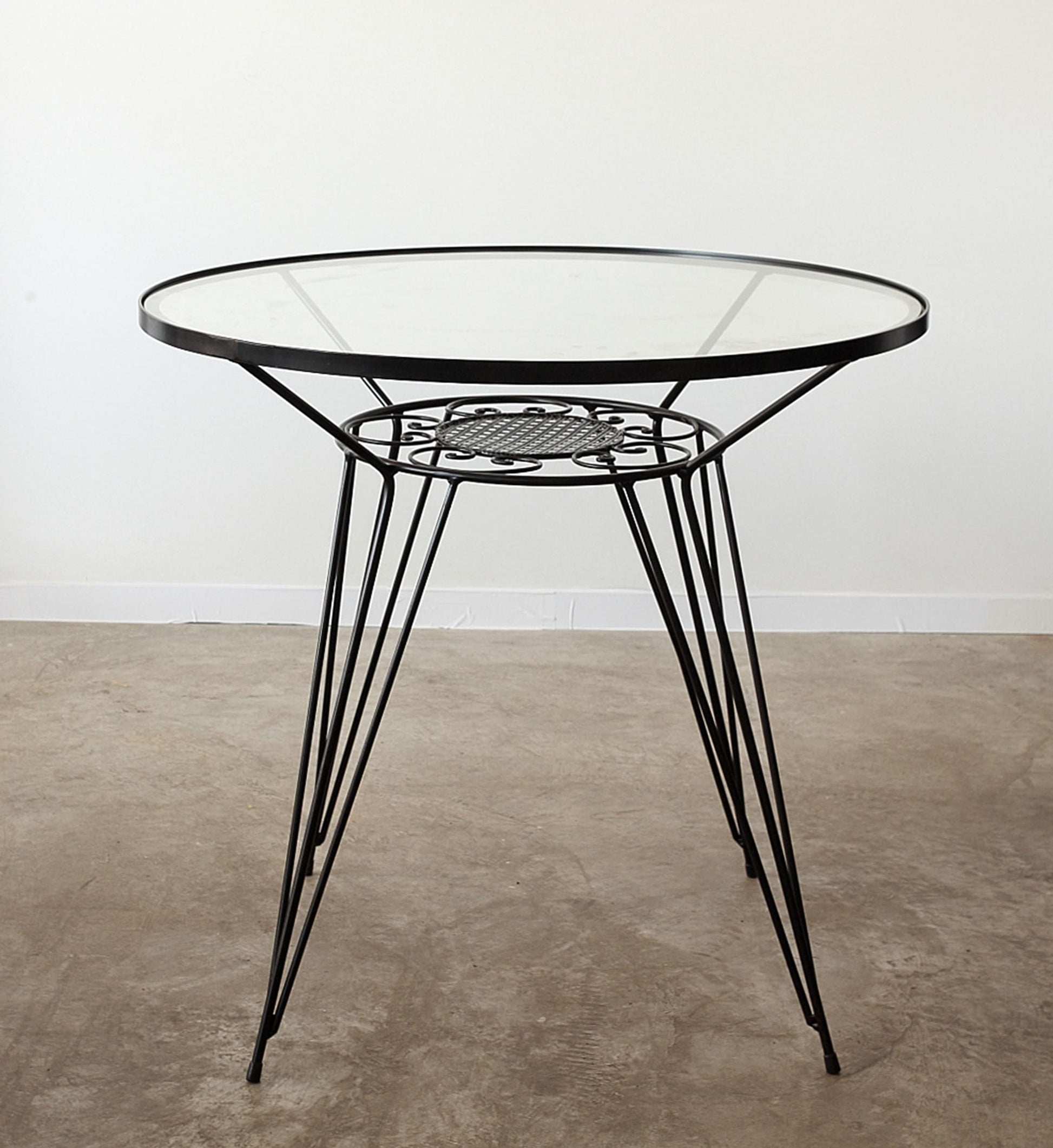 Clematis Dining Table-Contract Furniture Store for hospitality, leisure & commercial projects