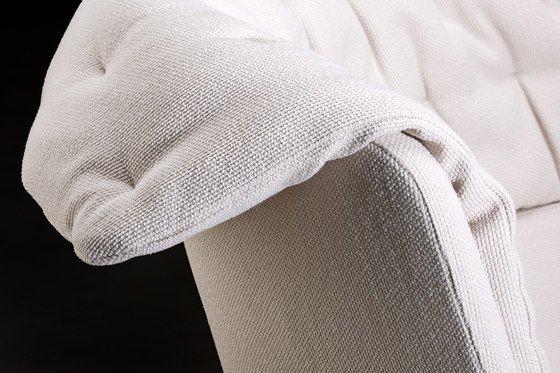 Cleo Wood Chaise Longue