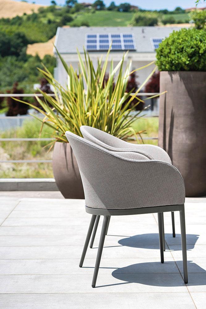 Clever Bucket Armchair-Contract Furniture Store for hospitality, leisure & commercial projects
