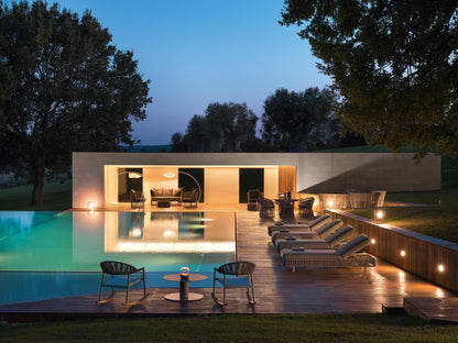 Clever Lounge Chair-Contract Furniture Store for hospitality, leisure & commercial projects