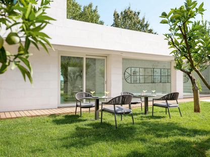 Clever Lounge Chair-Contract Furniture Store for hospitality, leisure & commercial projects