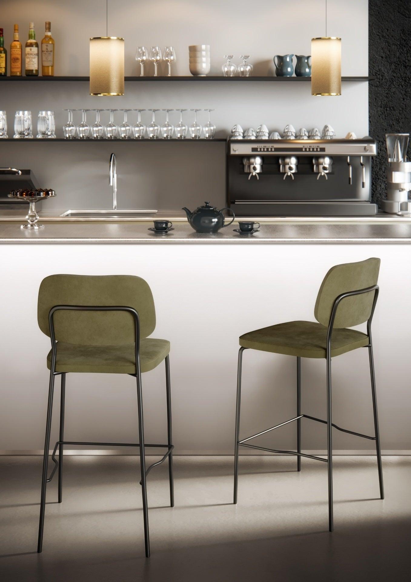 Clio High Stool