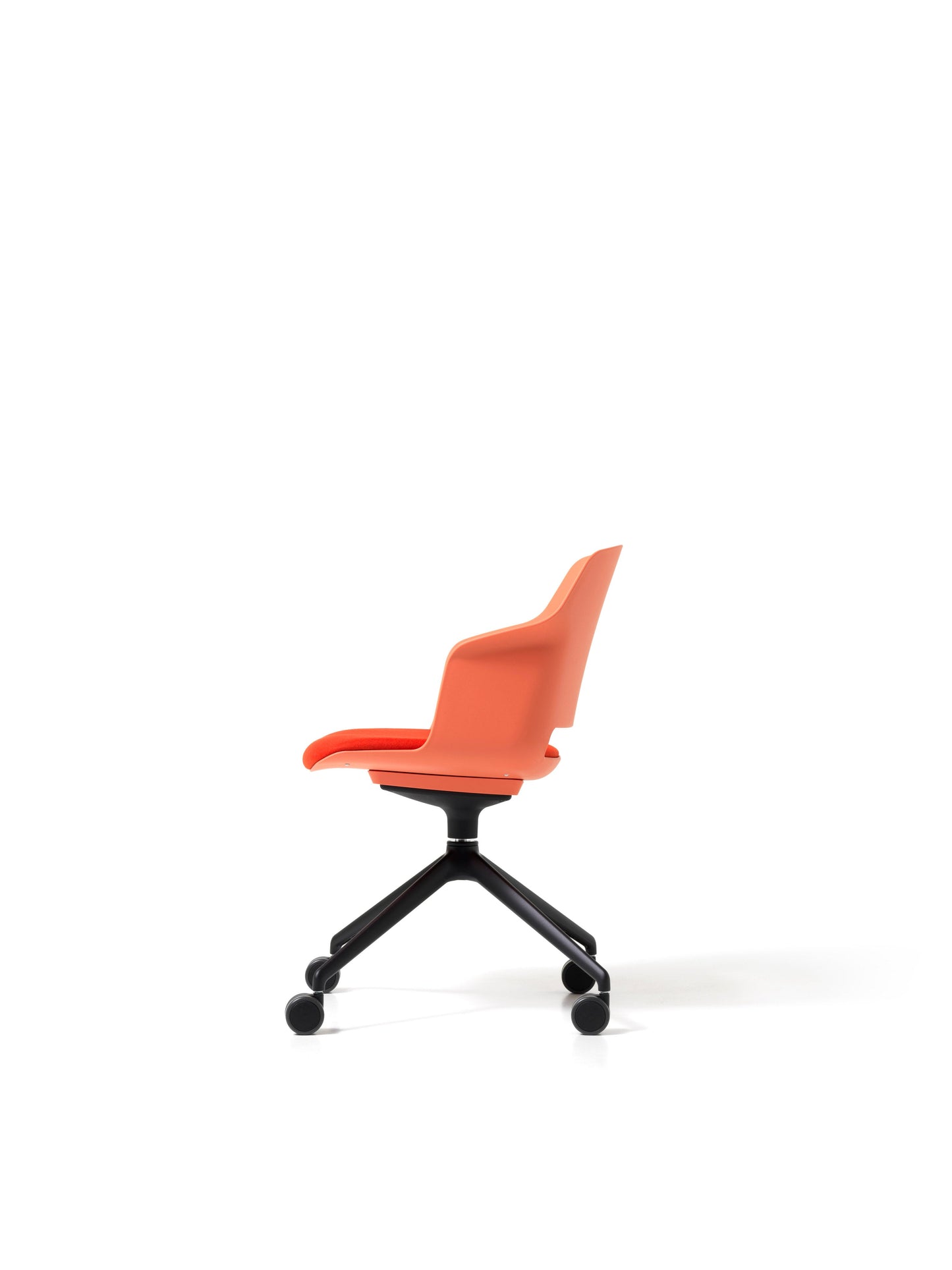 Clop RG Armchair-Contract Furniture Store for hospitality, leisure & commercial projects