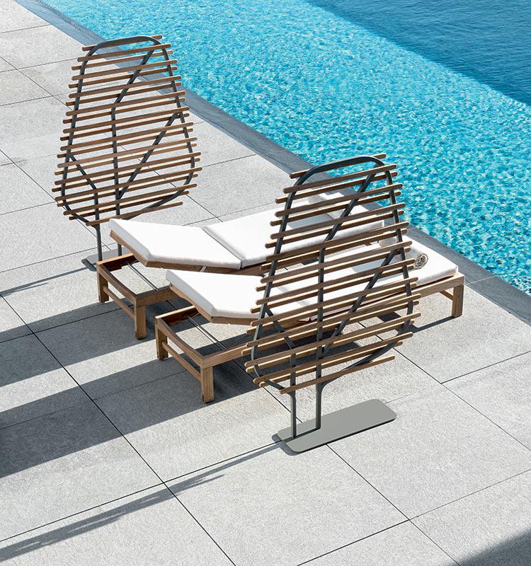 Clostra Shield Screen-Contract Furniture Store for hospitality, leisure & commercial projects