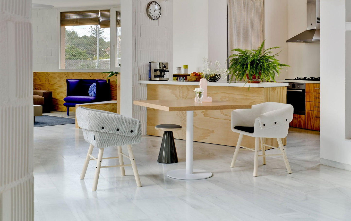 Collar Armchair