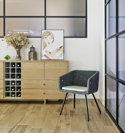 Collar Mao Armchair