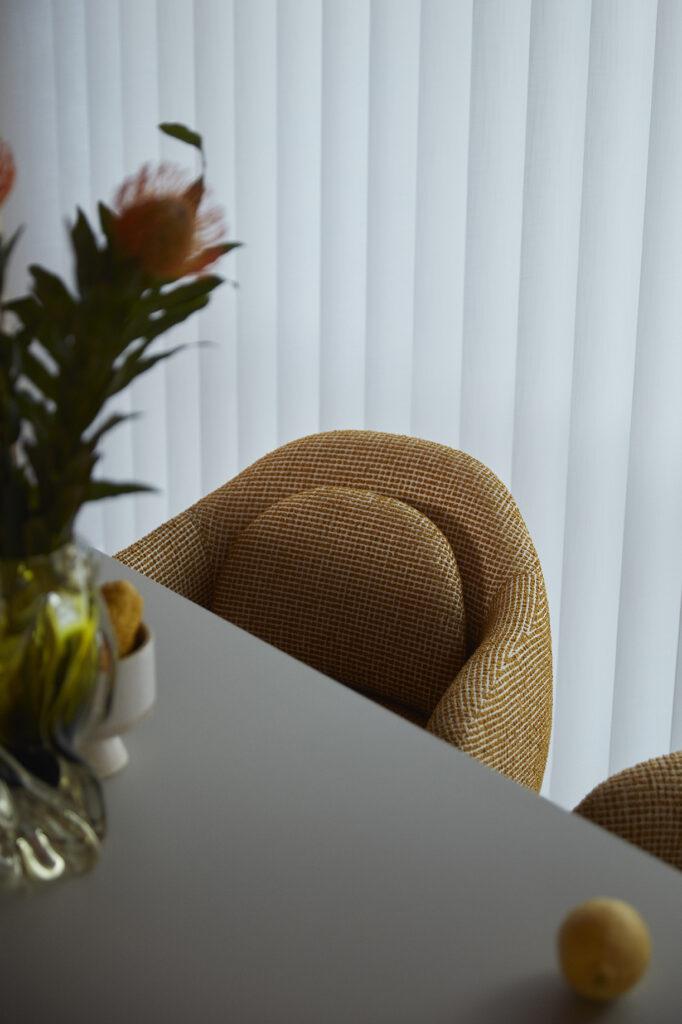 Corolla 270 Armchair