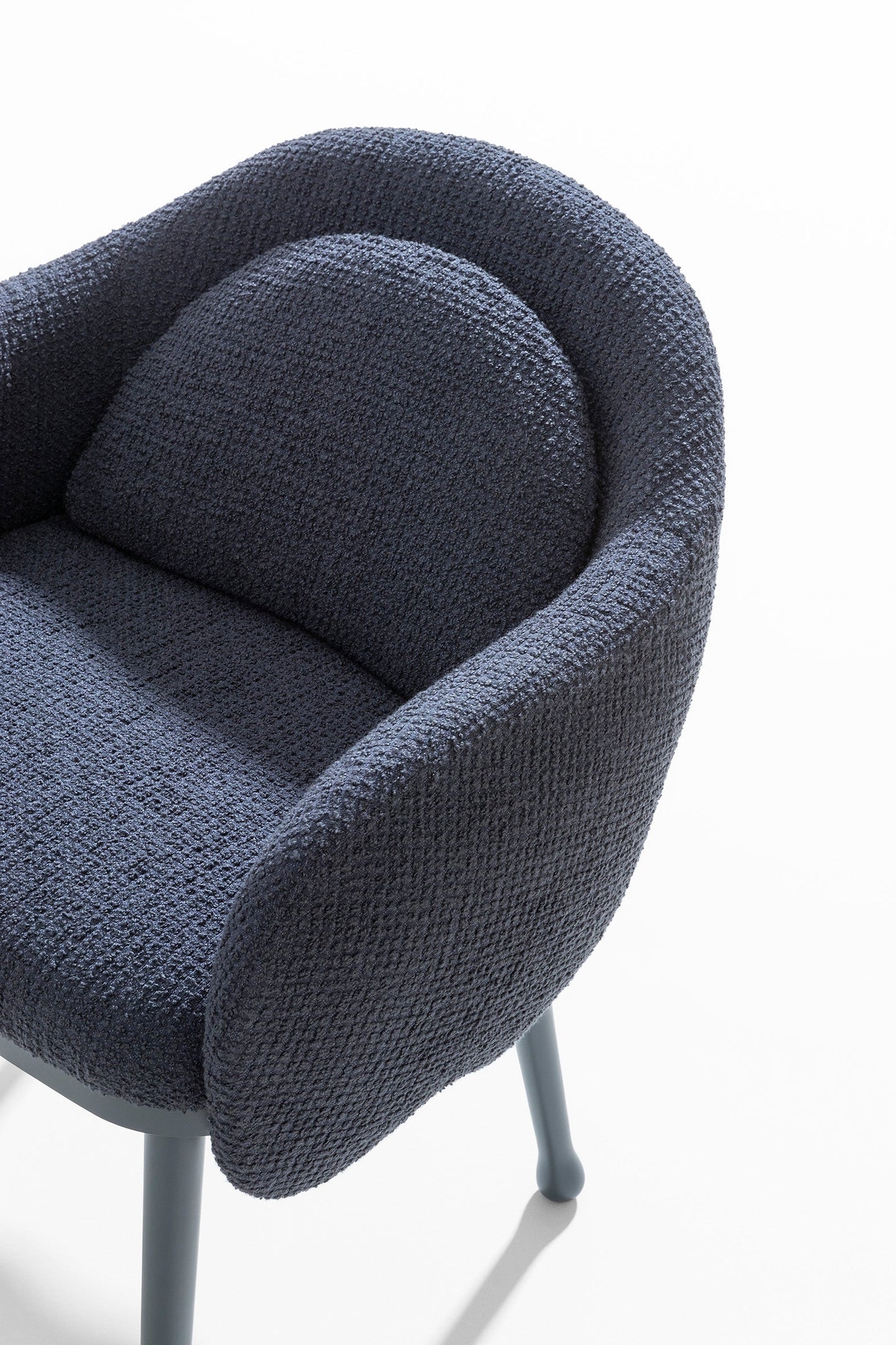 Corolla 270 Armchair