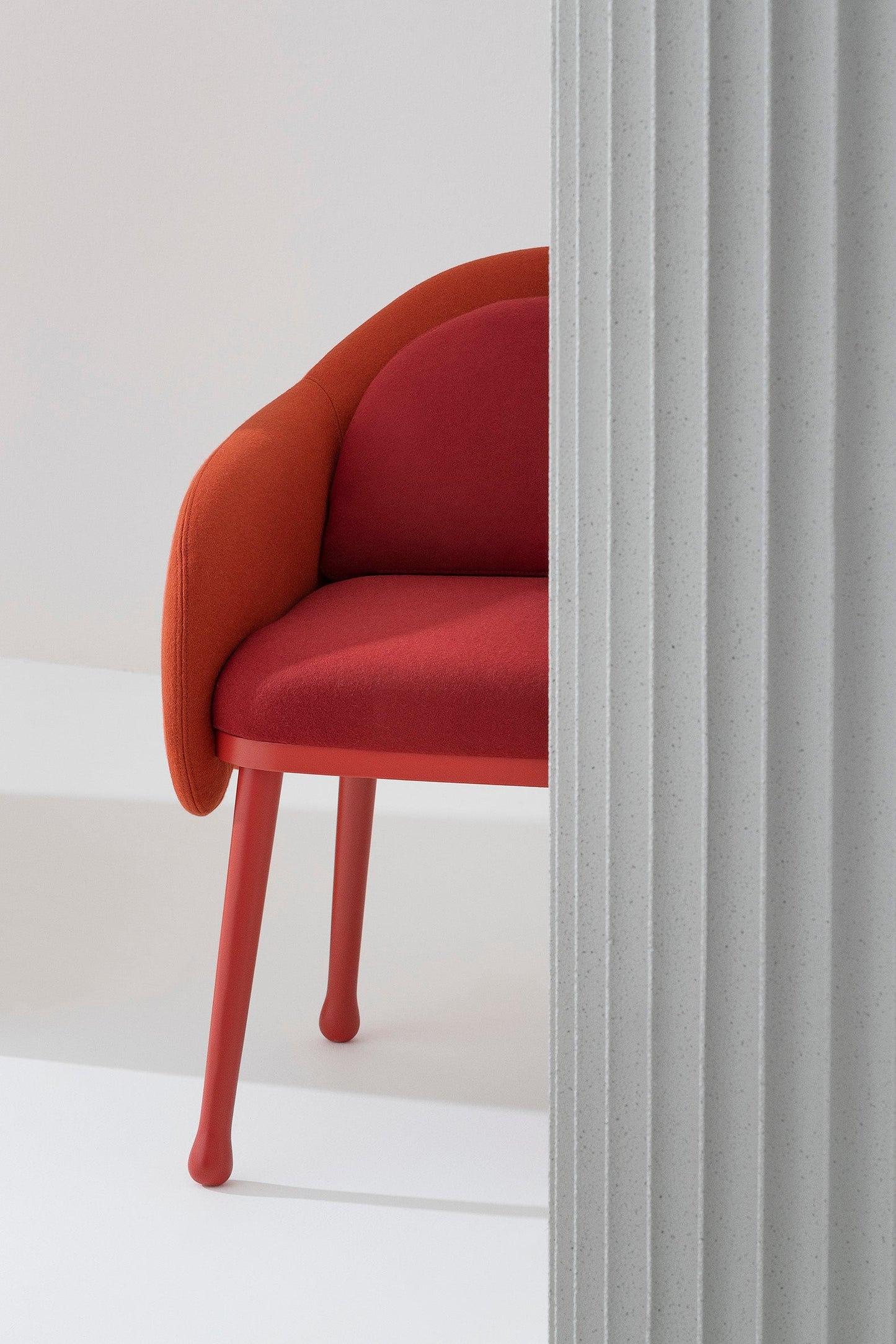 Corolla 270 Armchair