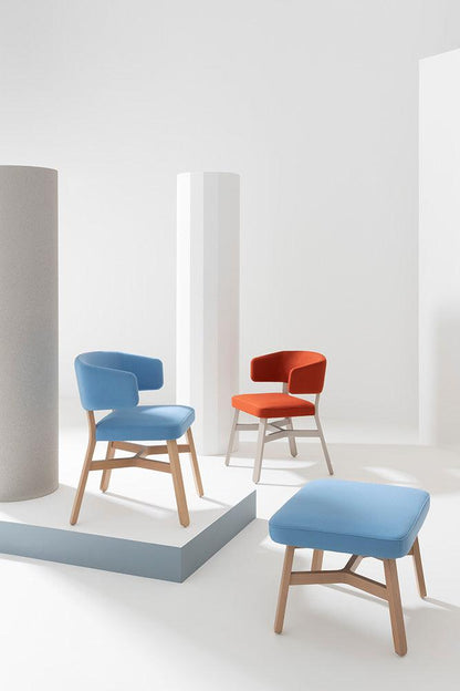 Croissant 571 Armchair