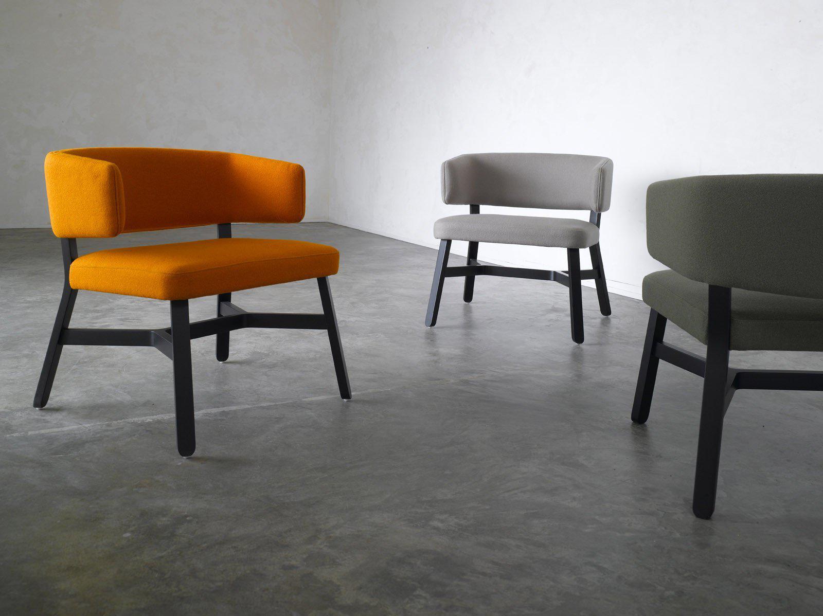 Croissant 572 Lounge Chair