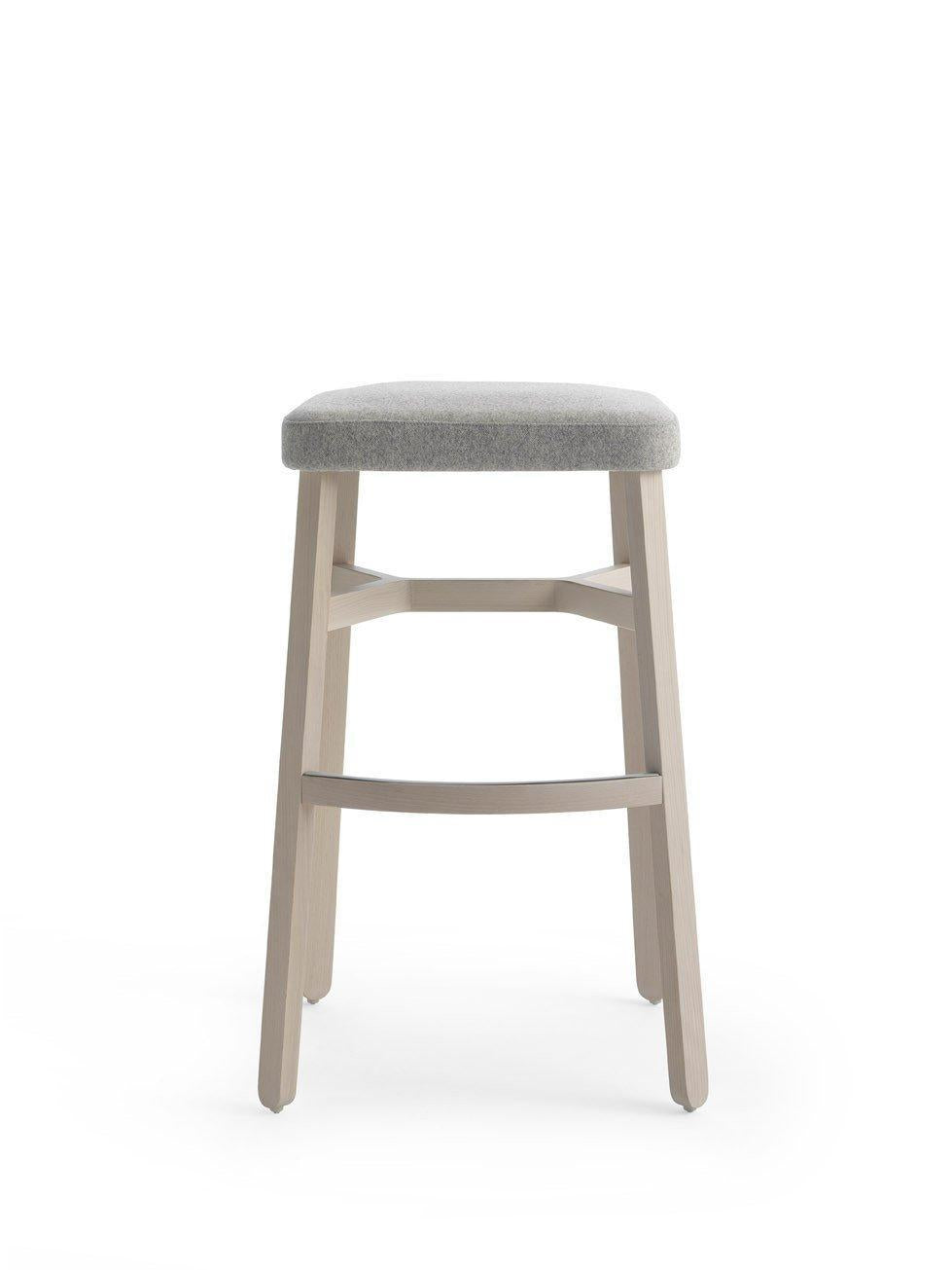 Croissant 578 High Stool