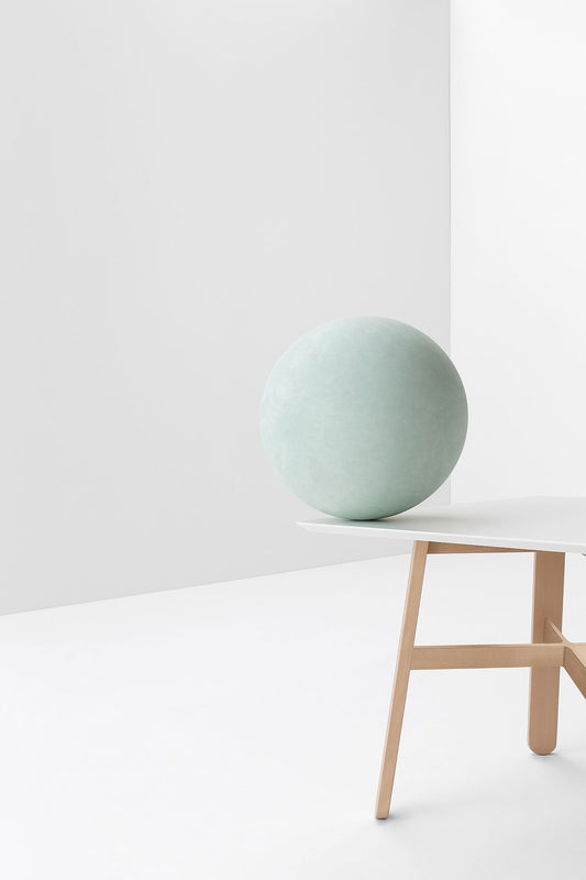 Croissant 590 Dining Table