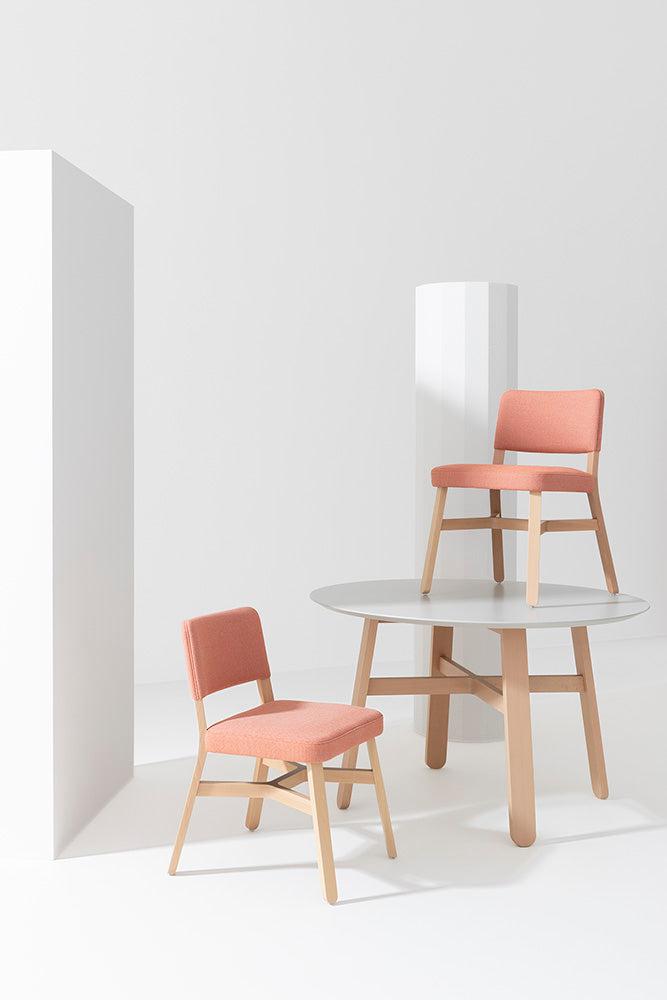 Croissant 590 Dining Table