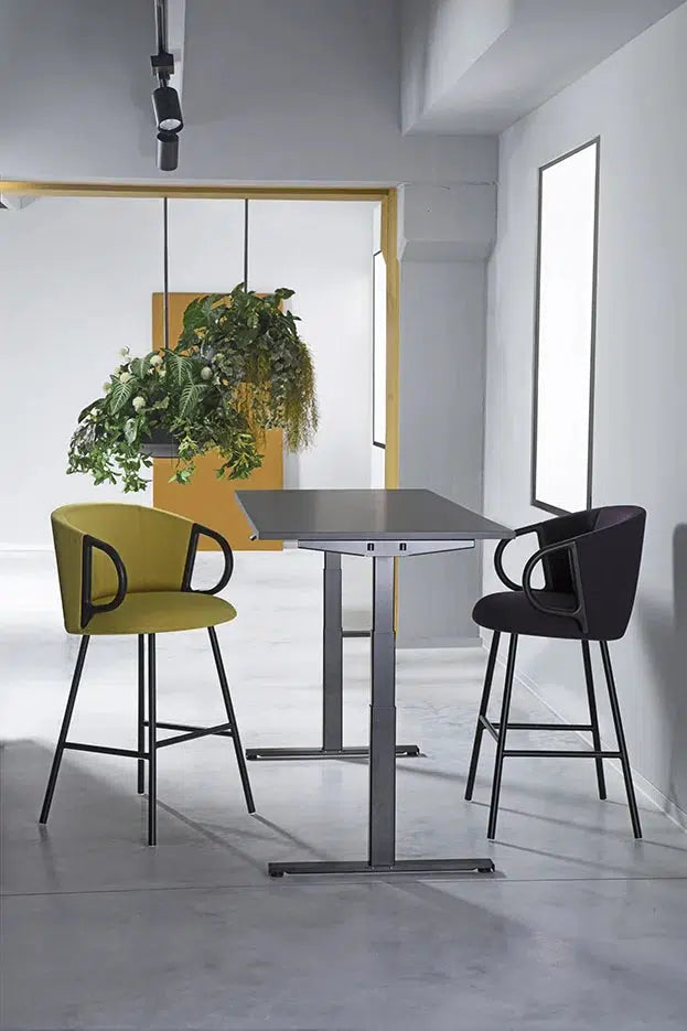 Cucaracha Slim High Stool