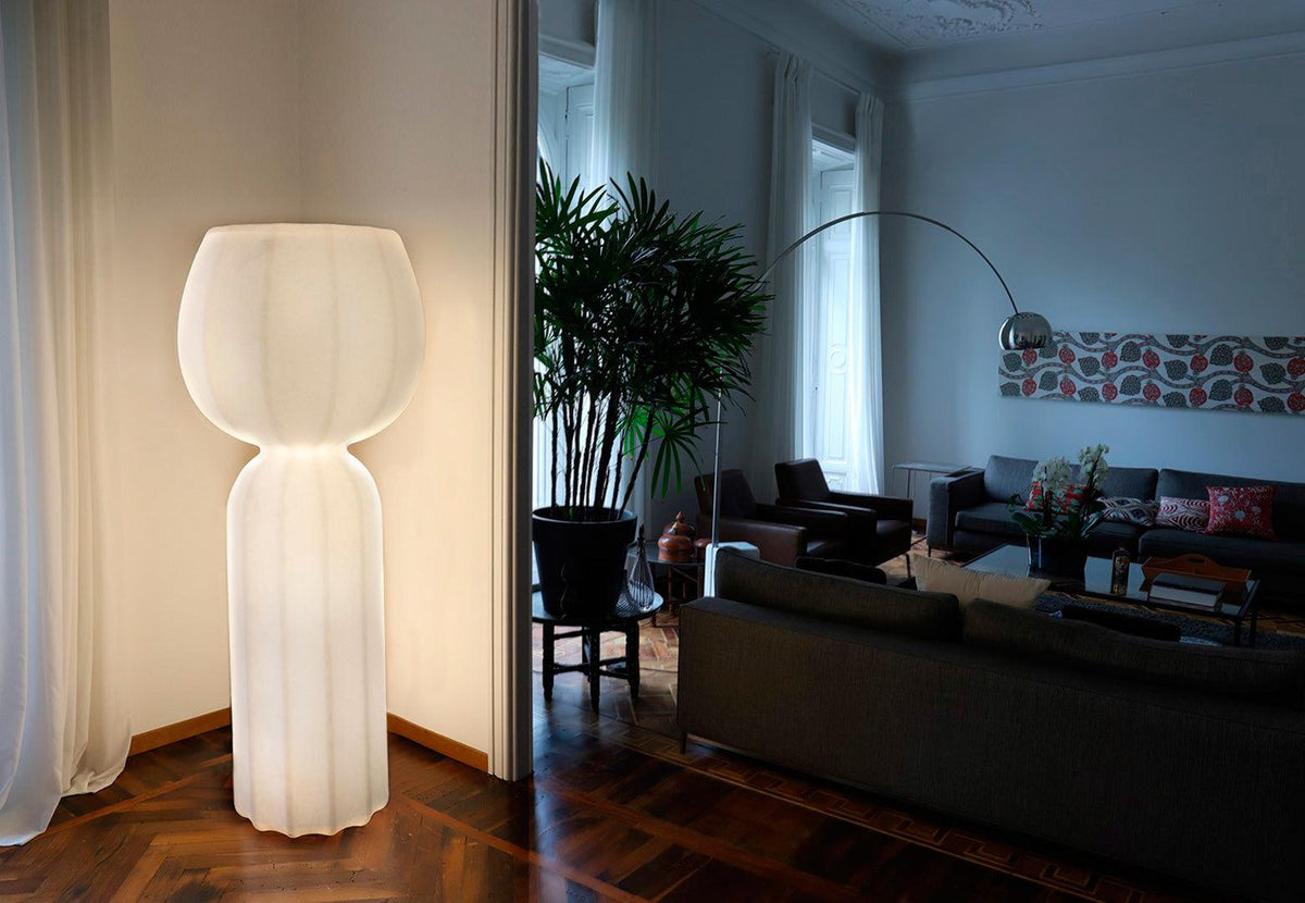 Cucun Floor Lamp-Slide Design-Contract Furniture Store