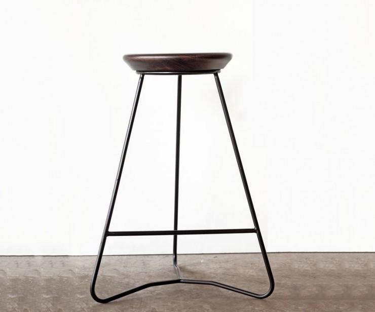 Curve High Stool