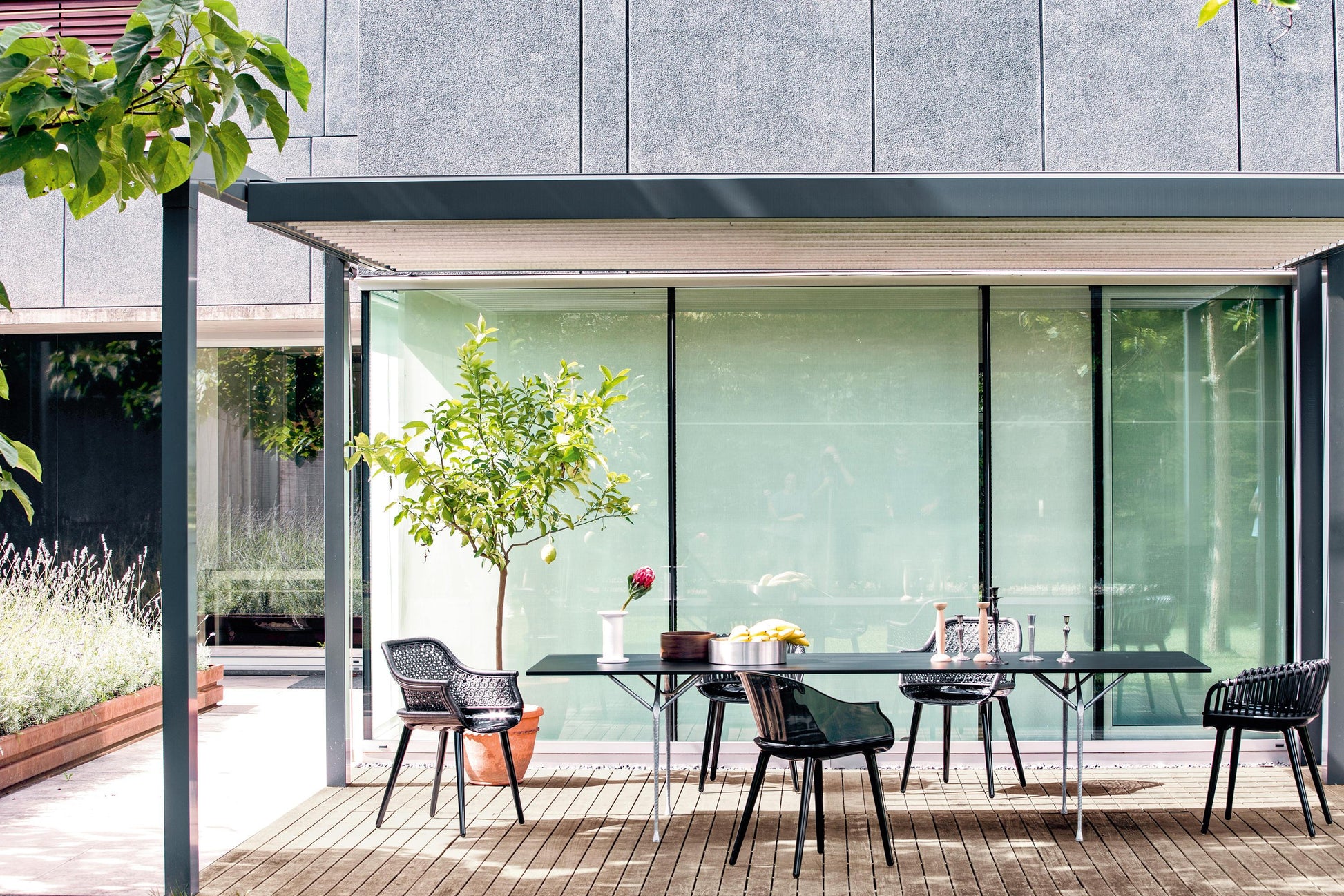 Cyborg Club Armchair-Contract Furniture Store for hospitality, leisure & commercial projects