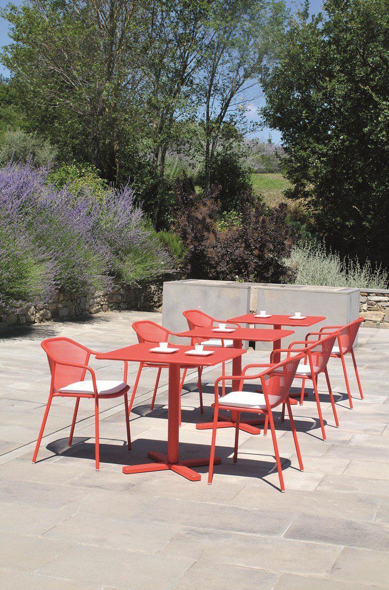 Darwin 522 Armchair
