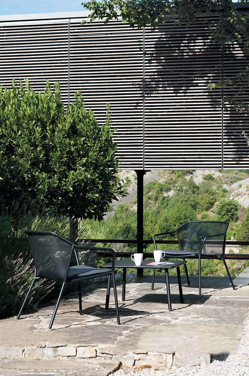 Darwin 524 Lounge Chair-Contract Furniture Store for hospitality, leisure & commercial projects