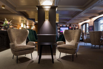 Deco Wing Lounge Chair-Contract Furniture Store for hospitality, leisure & commercial projects