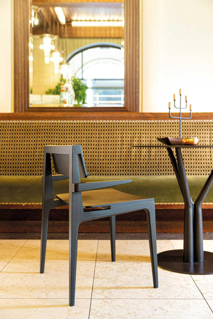 Derby 2602 PO Armchair-Contract Furniture Store for hospitality, leisure & commercial projects