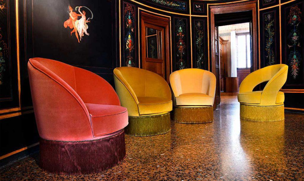 Dione 1S Light Armchair
