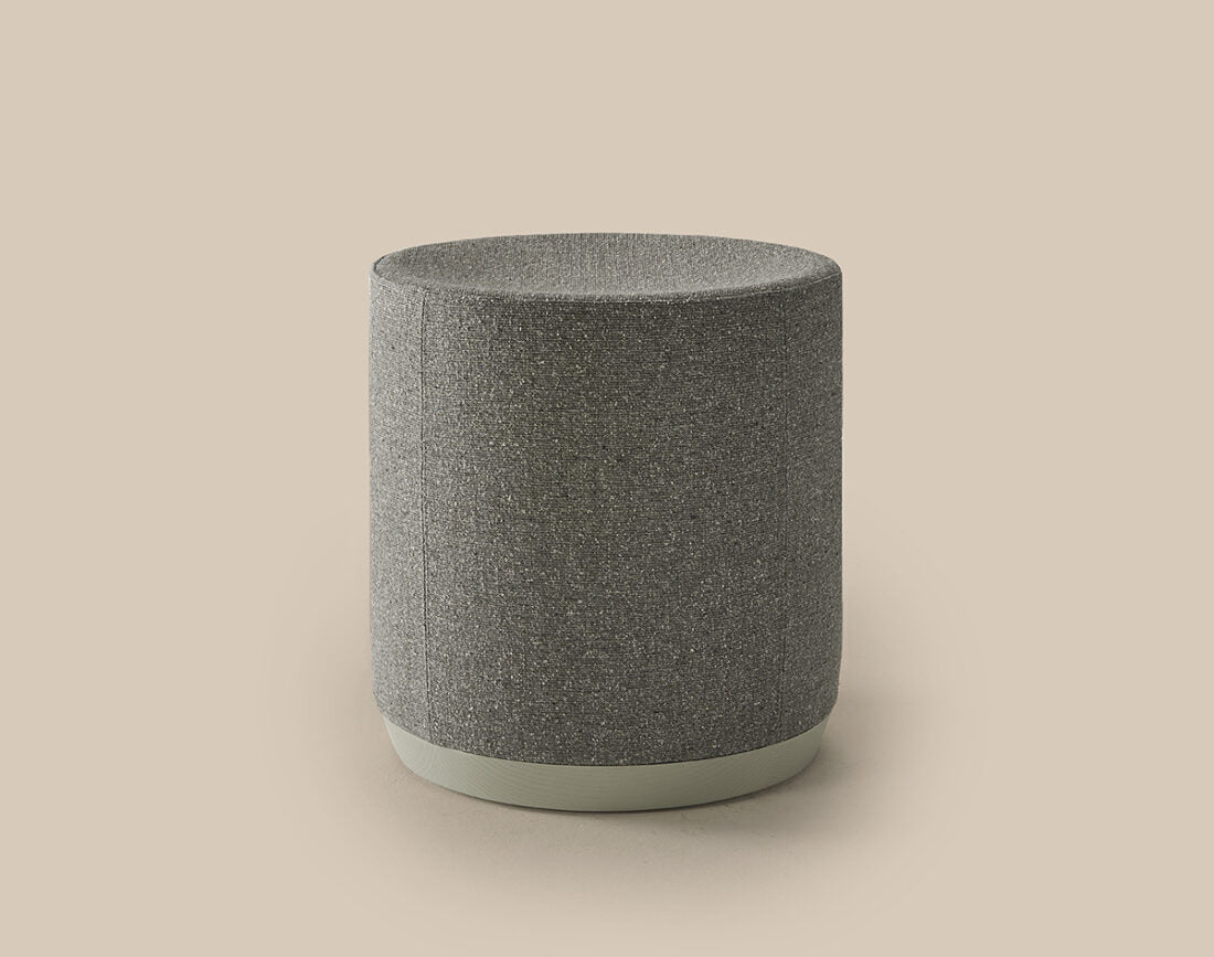 Dividuals Pouf-Contract Furniture Store for hospitality, leisure & commercial projects