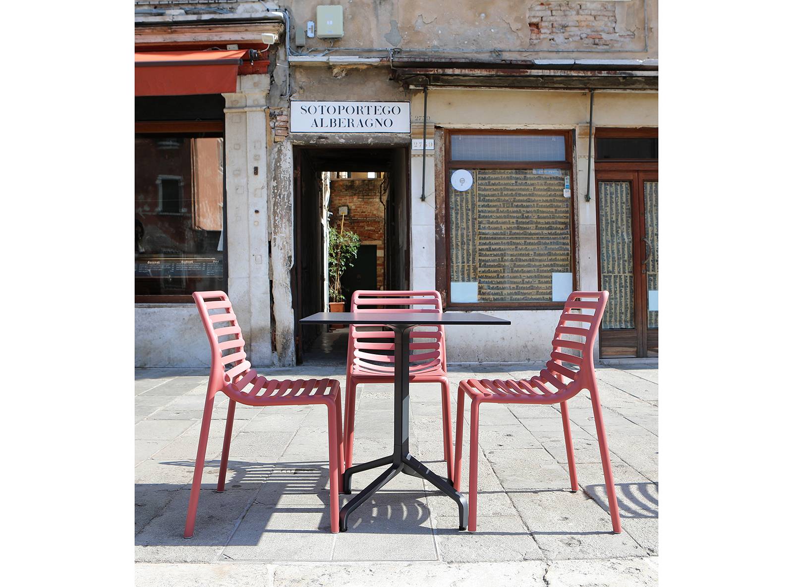 Doga Bistrot Side Chair