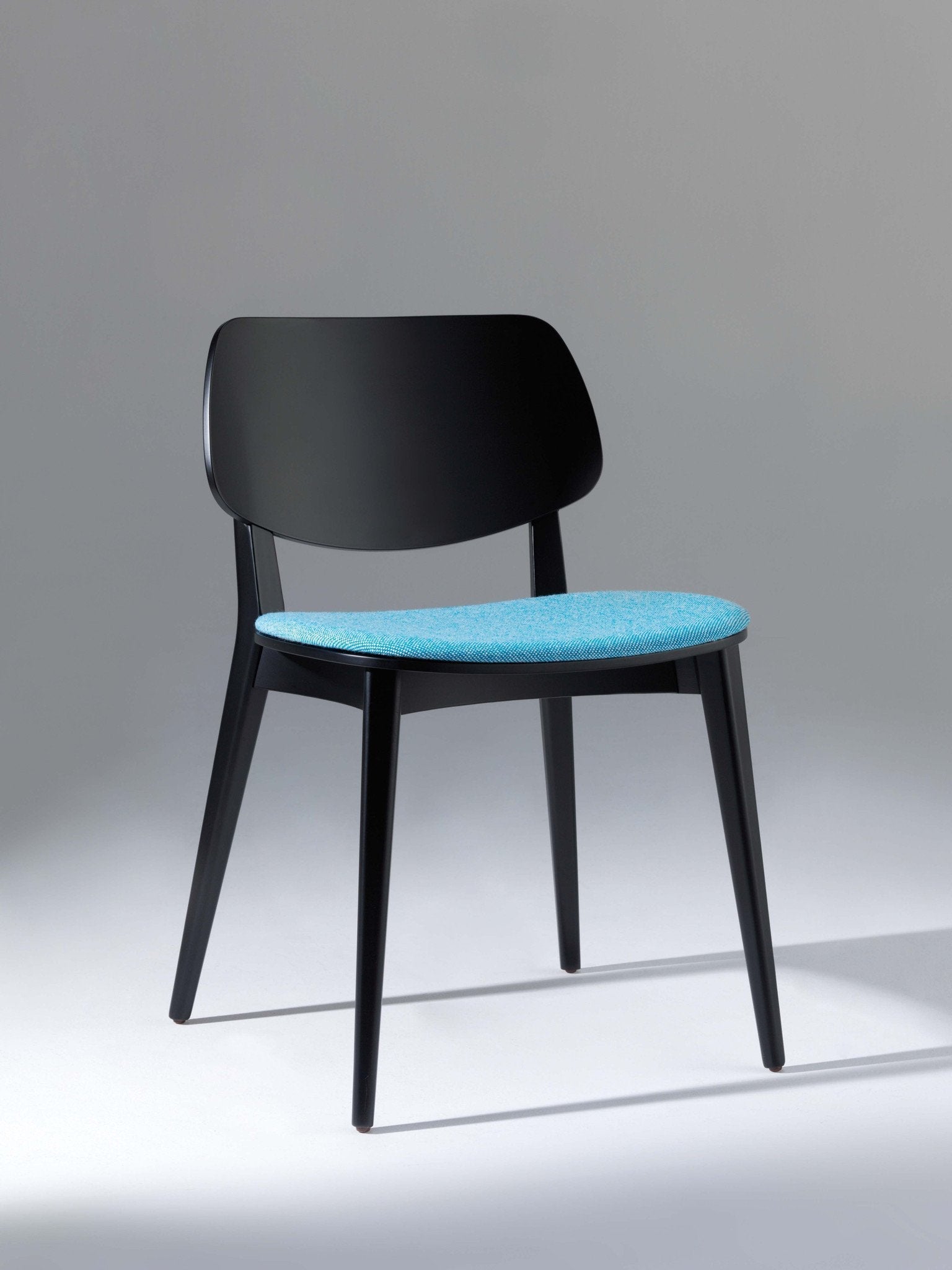 Doll 551 Side Chair