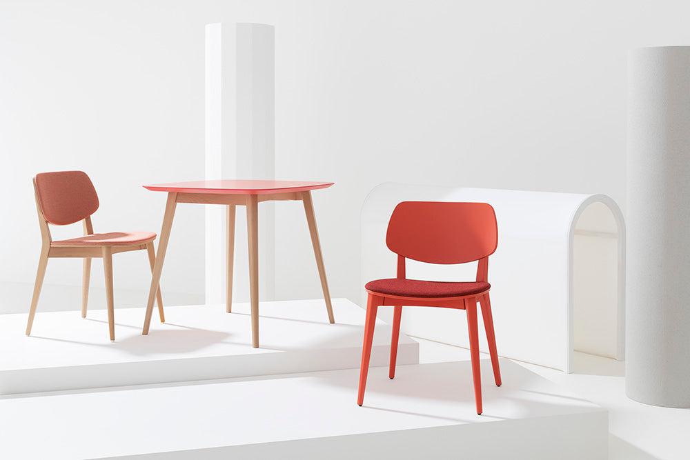 Doll 552 Side Chair