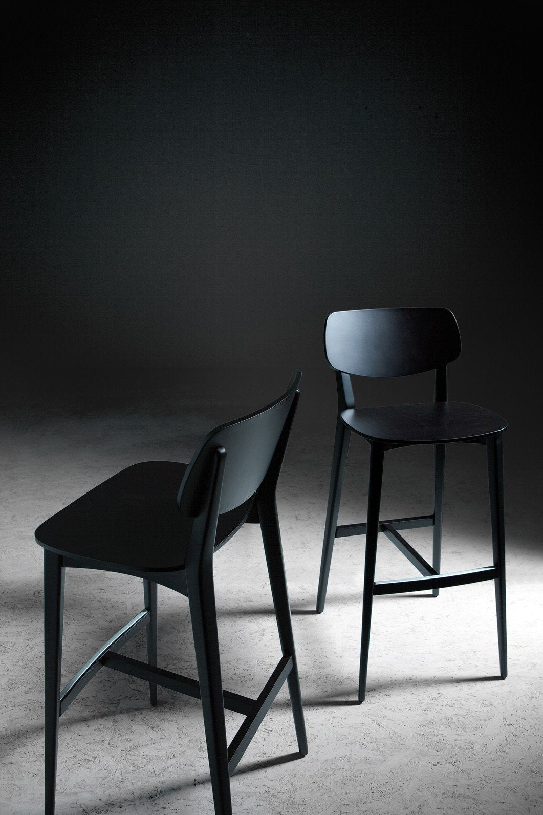 Doll 557 High Stool