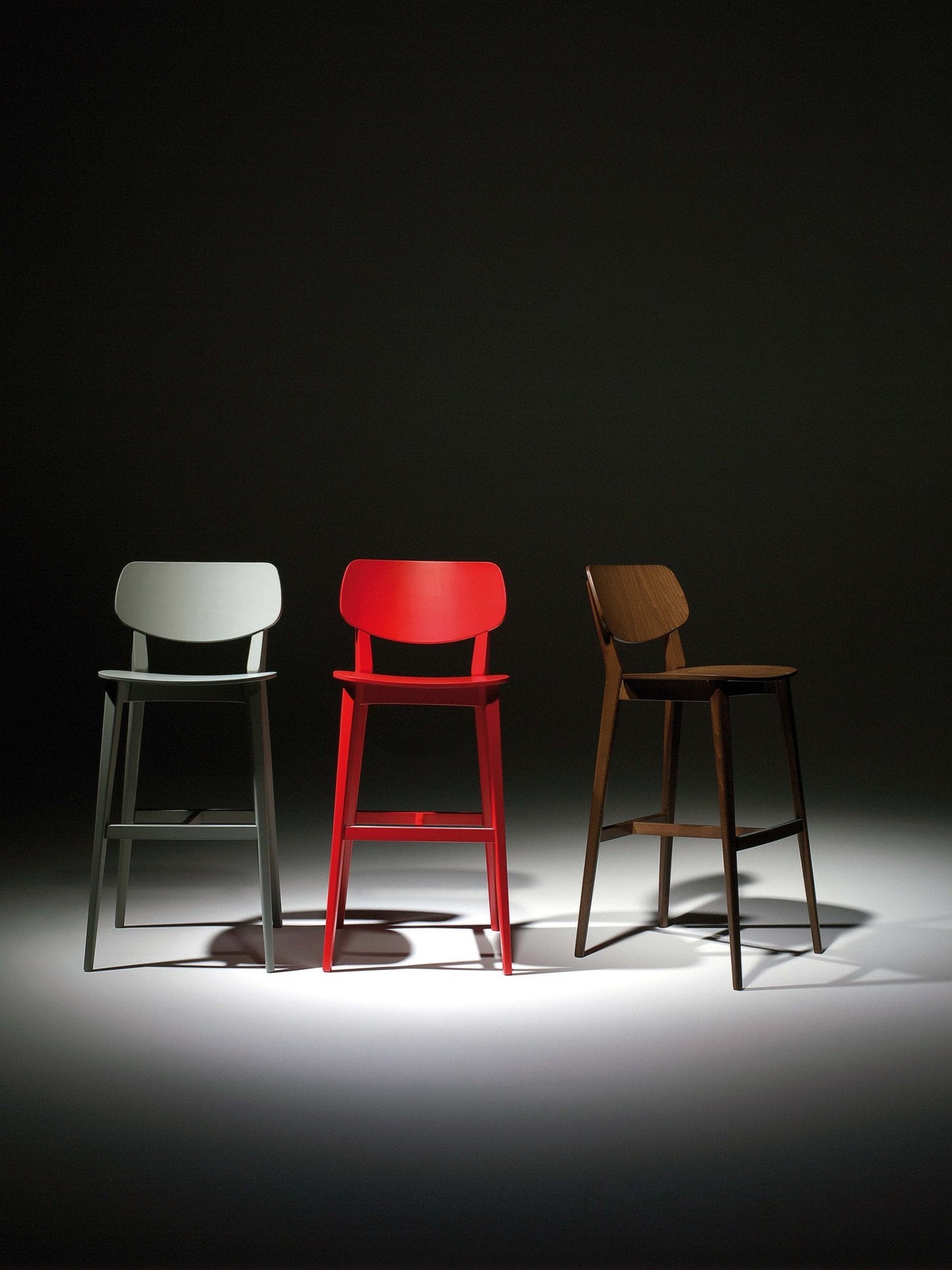 Doll 557 High Stool