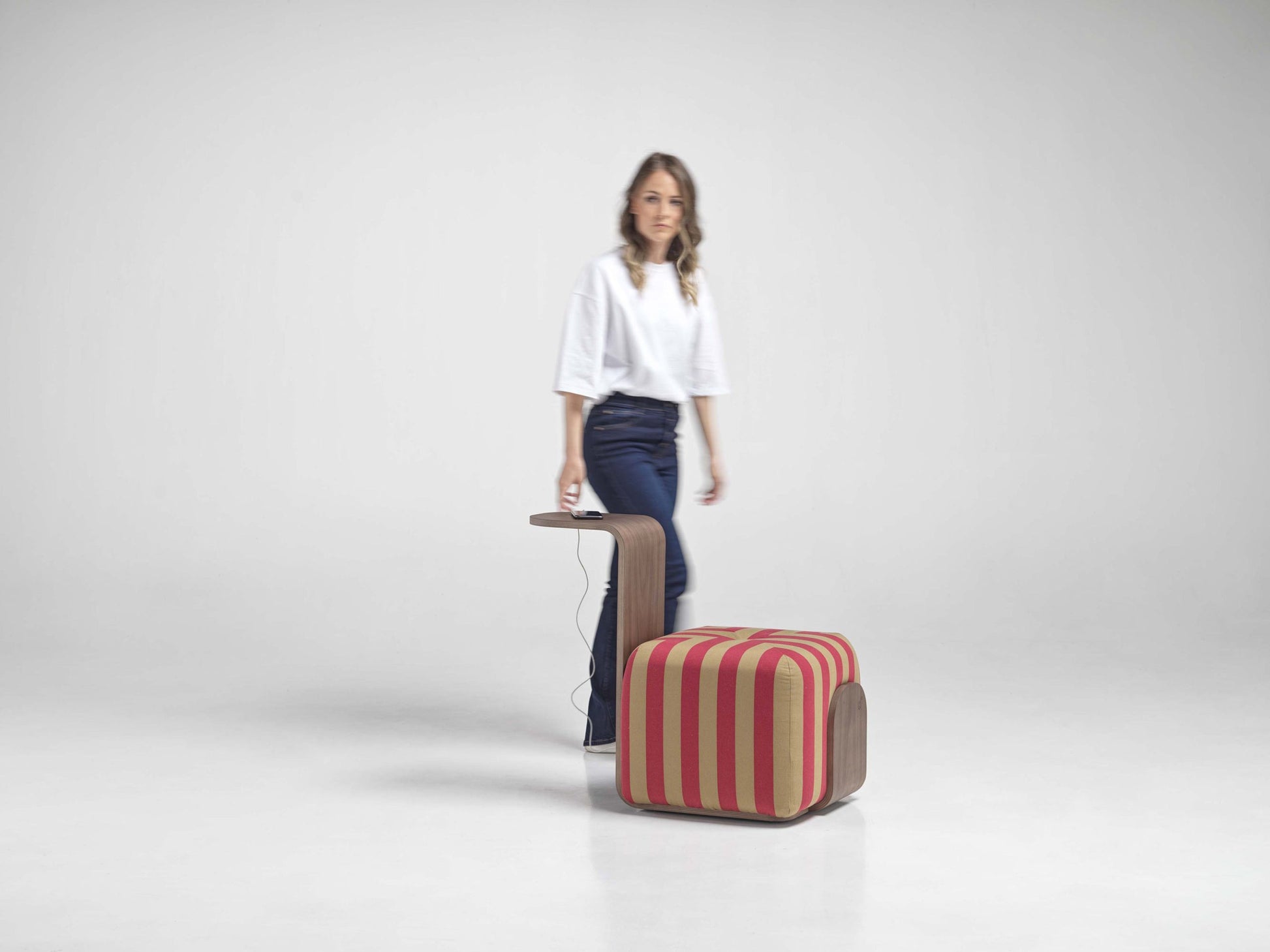 Dondo Pouf-Contract Furniture Store for hospitality, leisure & commercial projects