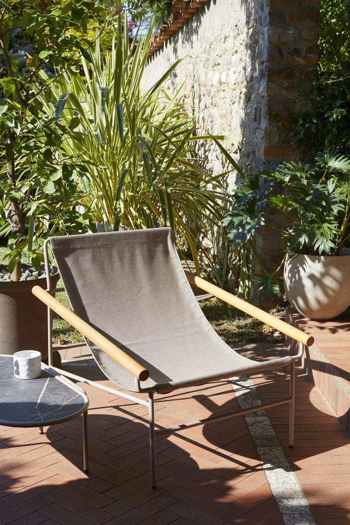 Dress_Code Smart Outdoor Armchair-Contract Furniture Store for hospitality, leisure & commercial projects