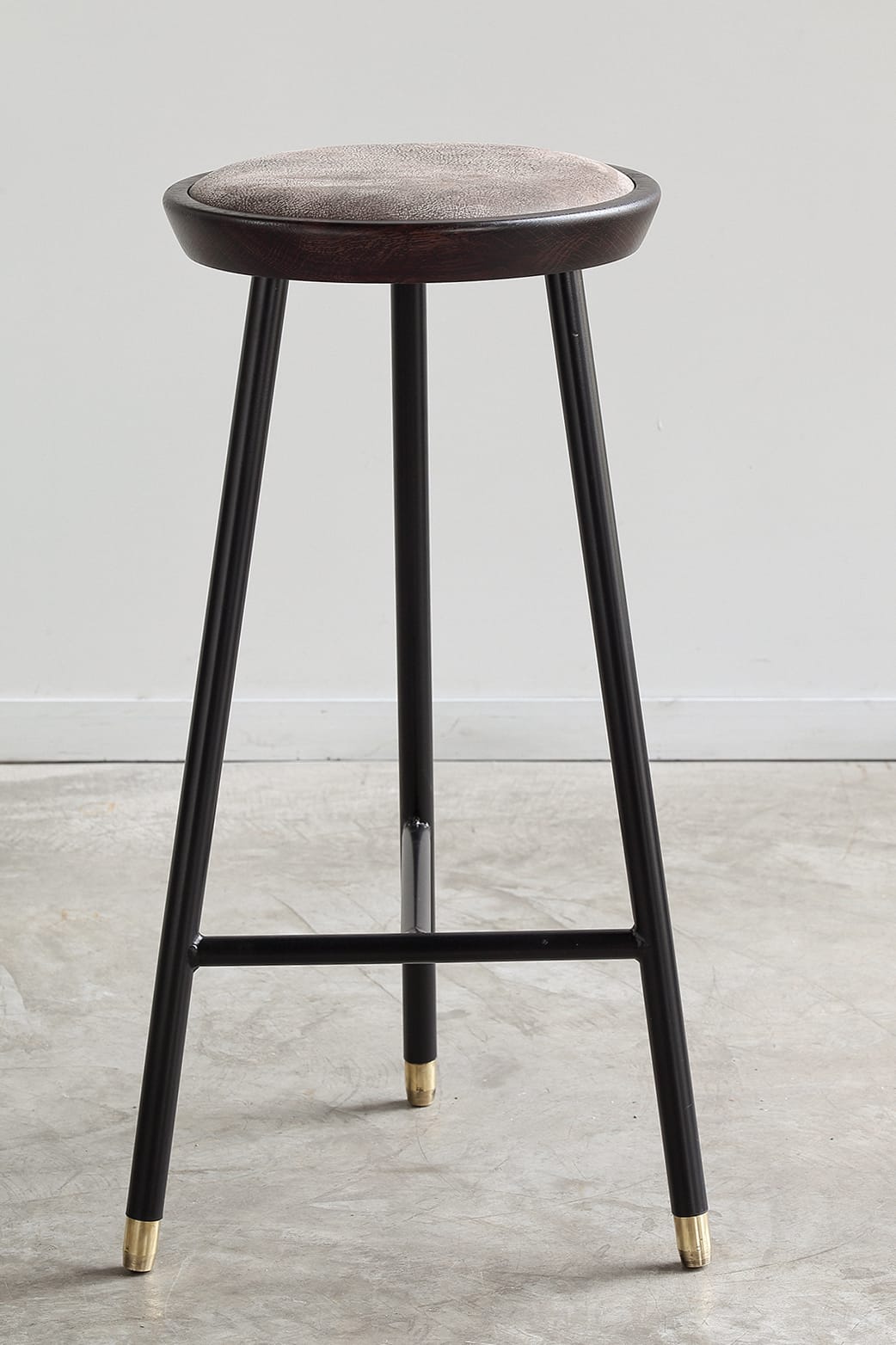 Drop High Stool
