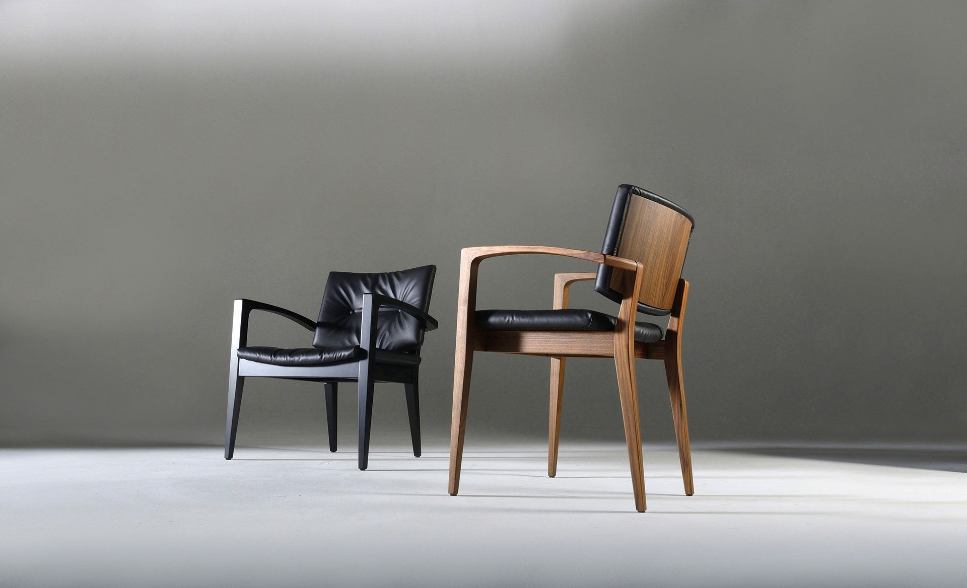 Eileen 7C02 Armchair