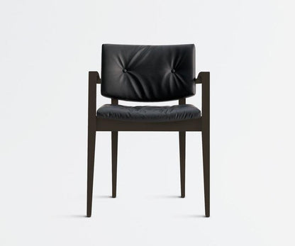 Eileen 7C02 Armchair