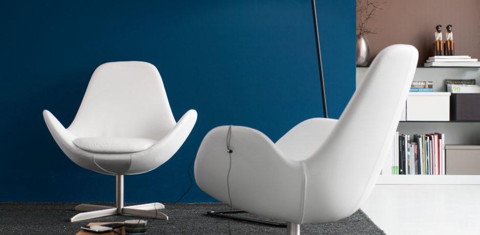 Electa Lounge Chair