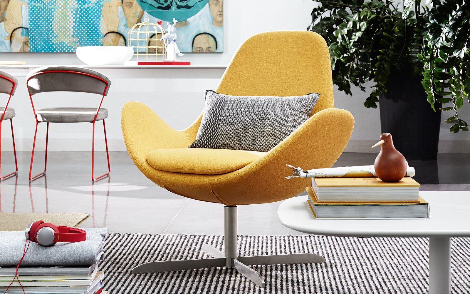 Electa Lounge Chair