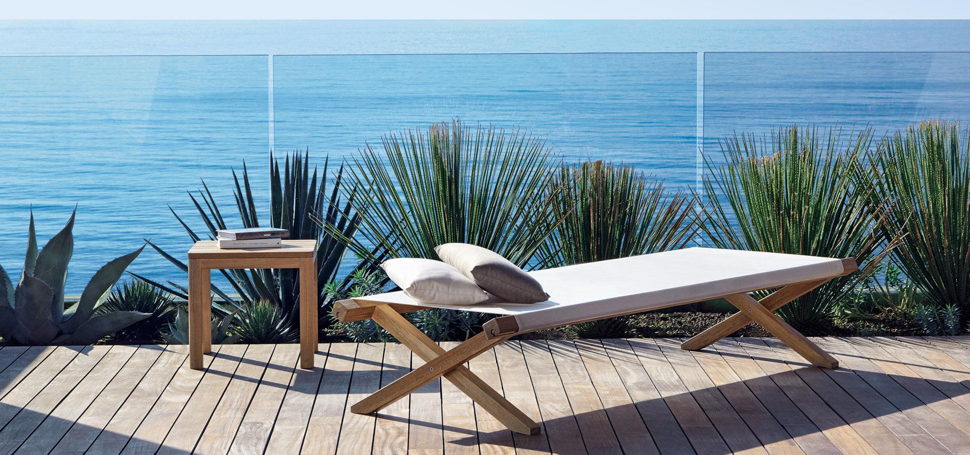 Elìt Sunbed Lounger-Contract Furniture Store for hospitality, leisure & commercial projects